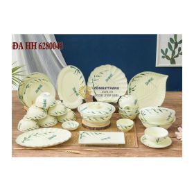 Bát đĩa bát tràng– Men kem vẽ tinh xảo cho bàn ăn