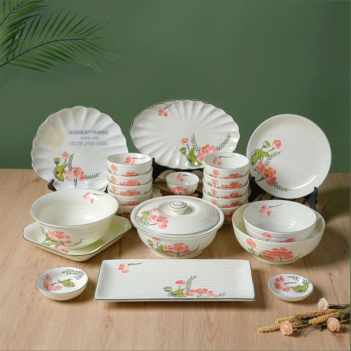 Bát đĩa gốm Bát Tràng trang trí bàn ăn đẹp