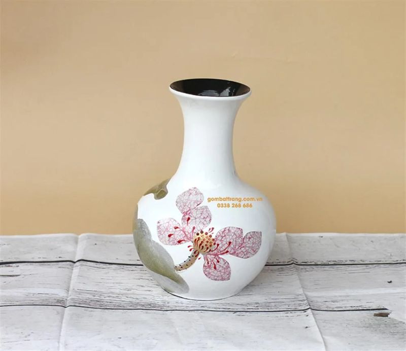 Chất liệu của bình cắm hoa sứ Bát Tràng