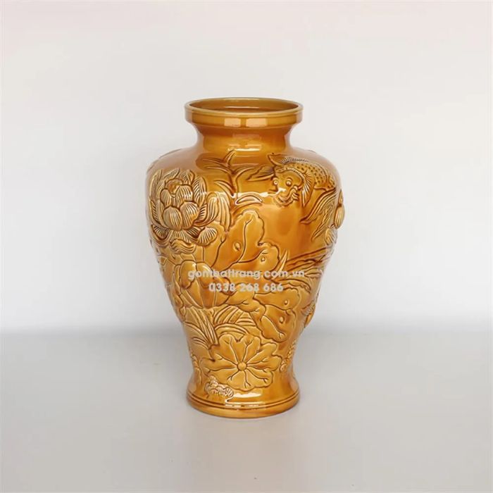 Bình gốm trang trí sang trọng