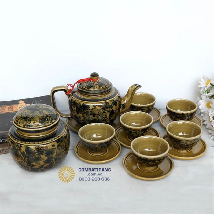Bộ Ấm Chén Đẹp Bát Tràng Họa Tiết Hoa Cực Sang