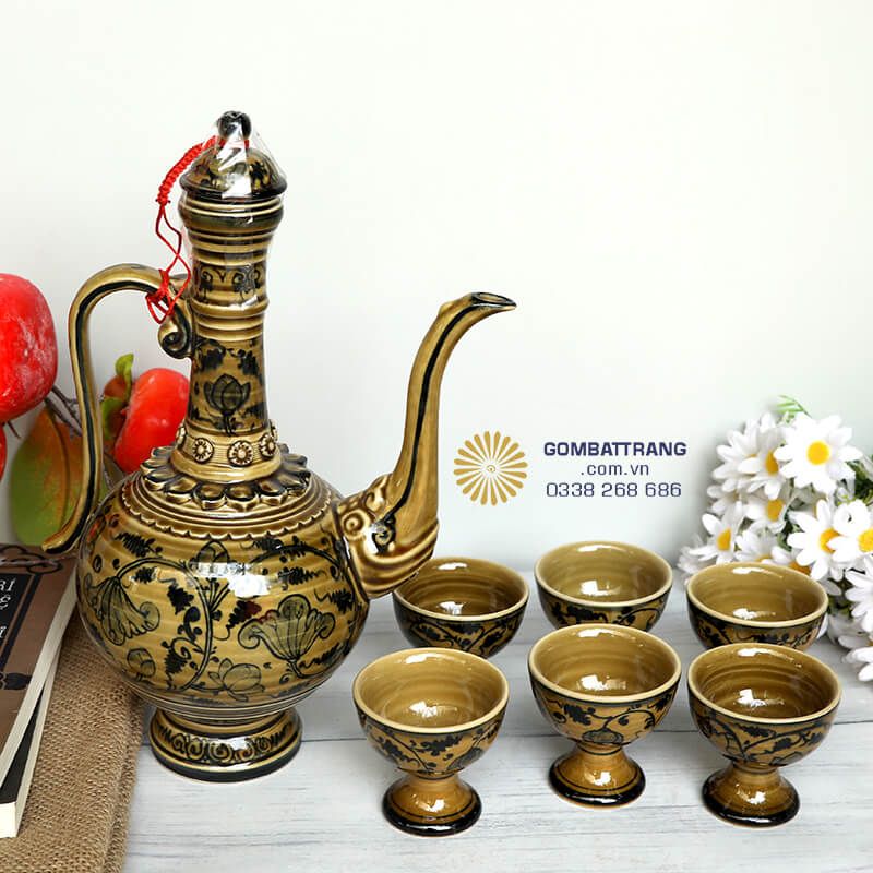 Thiết Kế Ấm Trà Cổ Điển Đầy Sang Trọng