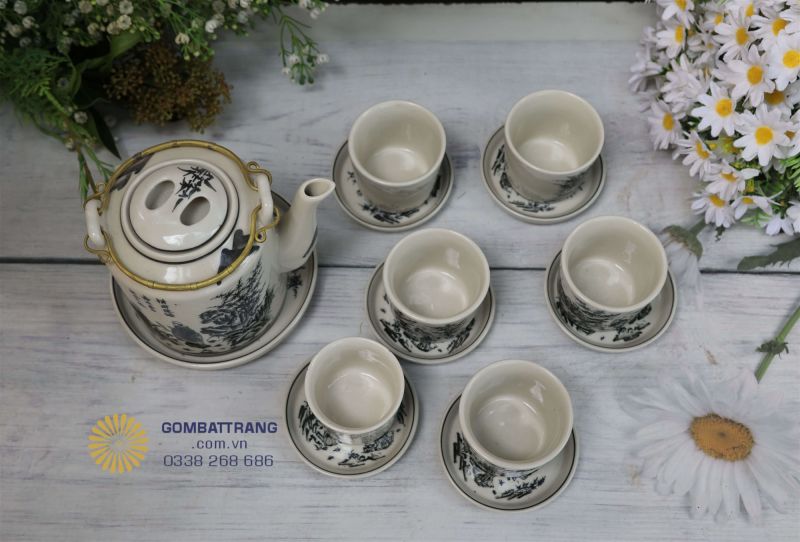Bộ ấm chén nghệ nhân Bát Tràng men rạn cổ họa tiết Trúc Lâm, kết hợp hoàn hảo giữa nghệ thuật và công năng