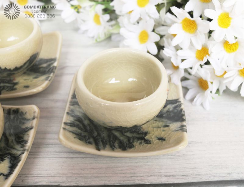Chén tròn cao cấp đi cùng đĩa lót vô cùng sang trọng