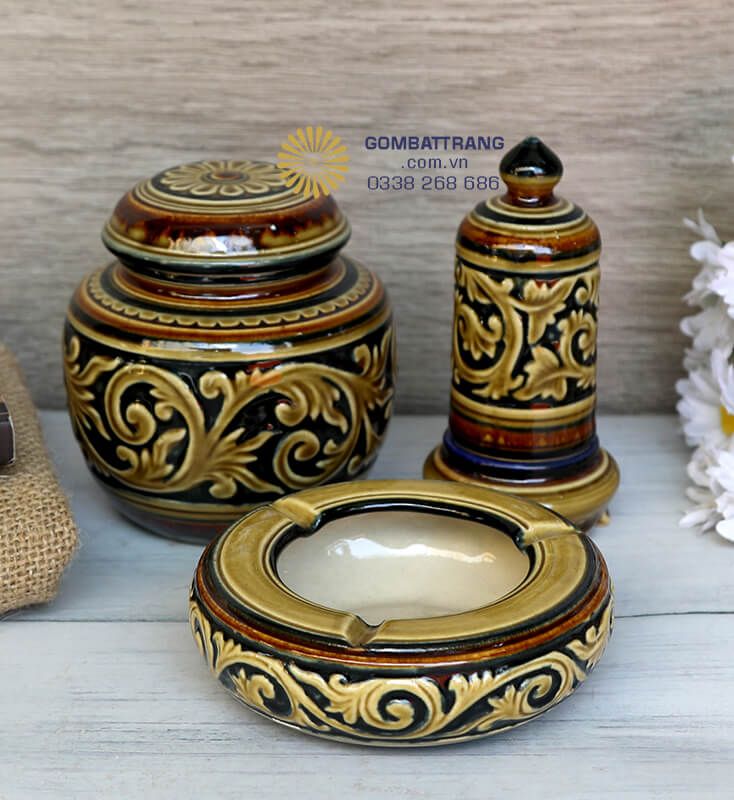 Ba phụ kiện còn lại cũng không thể thiếu trong không gian trà đạo truyền thống