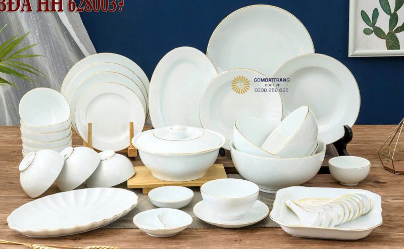 Bộ bát đĩa bát tràng 11 – gọn gàng, đủ đầy cho bữa cơm gia đình.