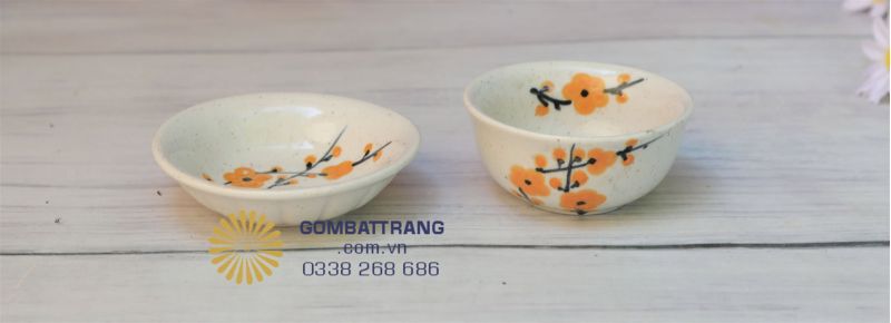Chất đất Hồng Sa mịn chắc, giữ nhiệt tốt, tạo độ bền cao và mang màu sắc mộc mạc đặc trưng