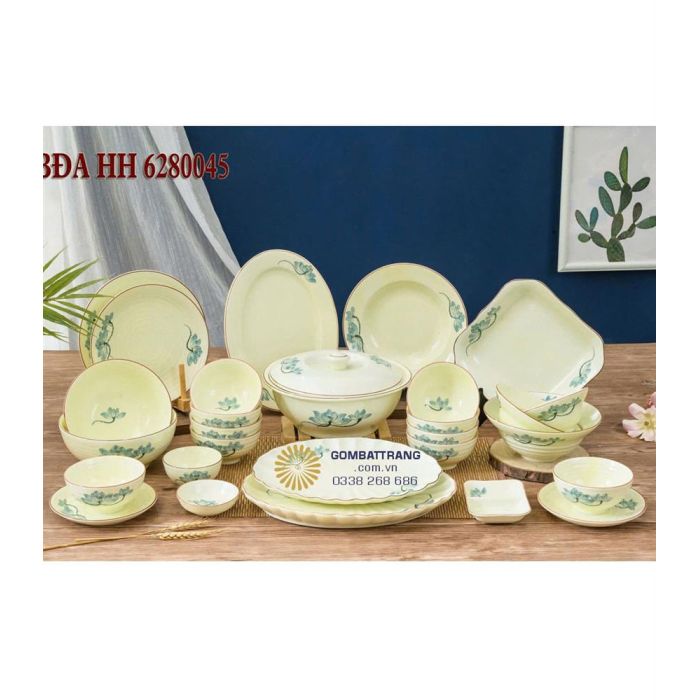 Bộ bát đĩa bát tràng– Vẻ đẹp thuần khiết cho ăn việt