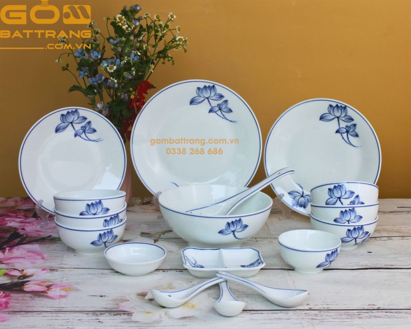 Bộ bát đĩa Bát Tràng vẽ tay đa dạng kiểu dáng