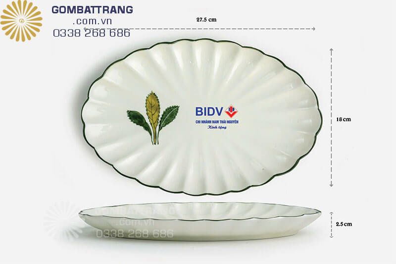 Bát đĩa đẹp Bát Tràng quà tặng Tân Gia,được vẽ tay rất công phu từ bàn tay của các nghệ nhân làng Gốm Bát Tràng, nét vẽ tinh sảo mang tính nghệ thuật cao, sống động như thật, 