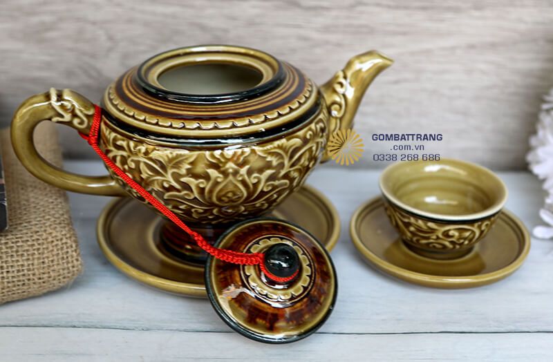 Chất Liệu Cao Cấp Của Bộ Chén Trà Bát Tràng Chính Gốc