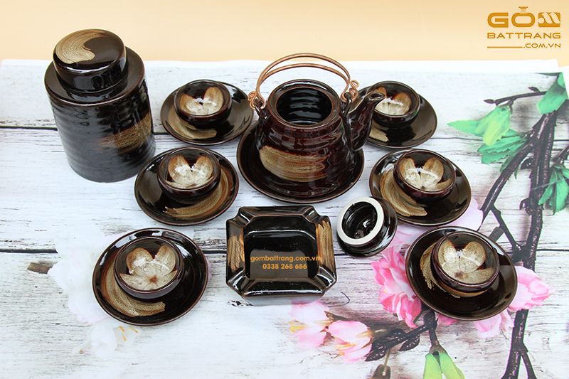 Mang kiểu dáng hình chuông cực lạ