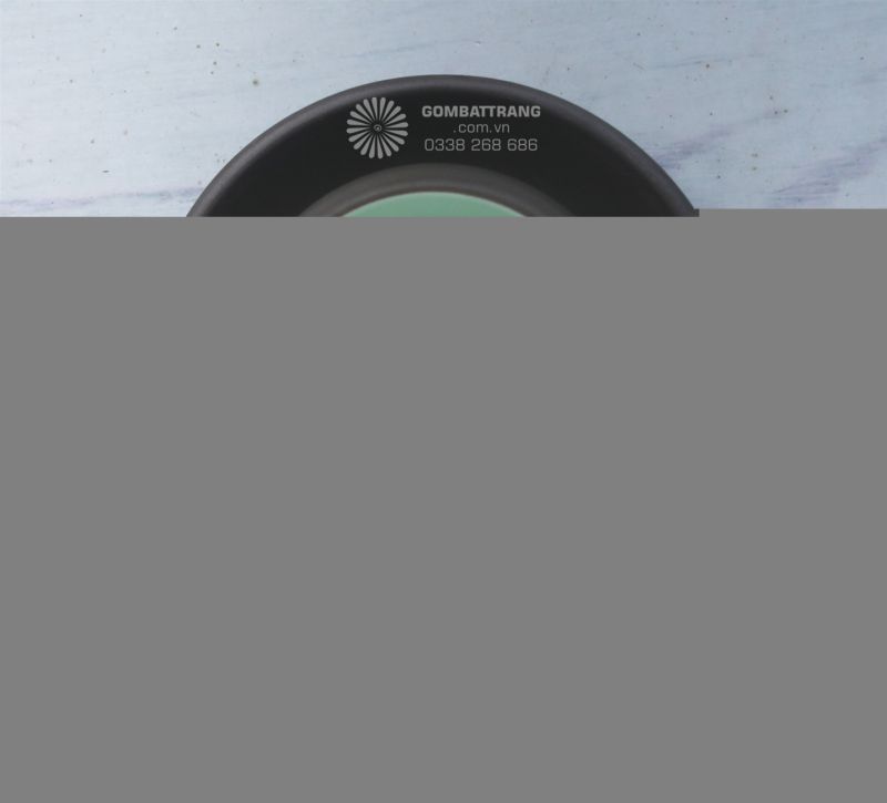 Chất men đẹp, sáng bóng, bền bỉ theo năm tháng