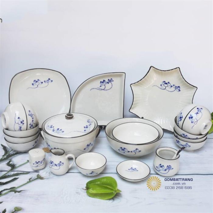 Chen dia Bat Trang lưu niệm tinh hoa gốm Việt