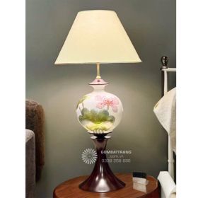 Đèn ngủ để bàn gốm sứ sơn mài hoa Sen trắng HÚT LỘC