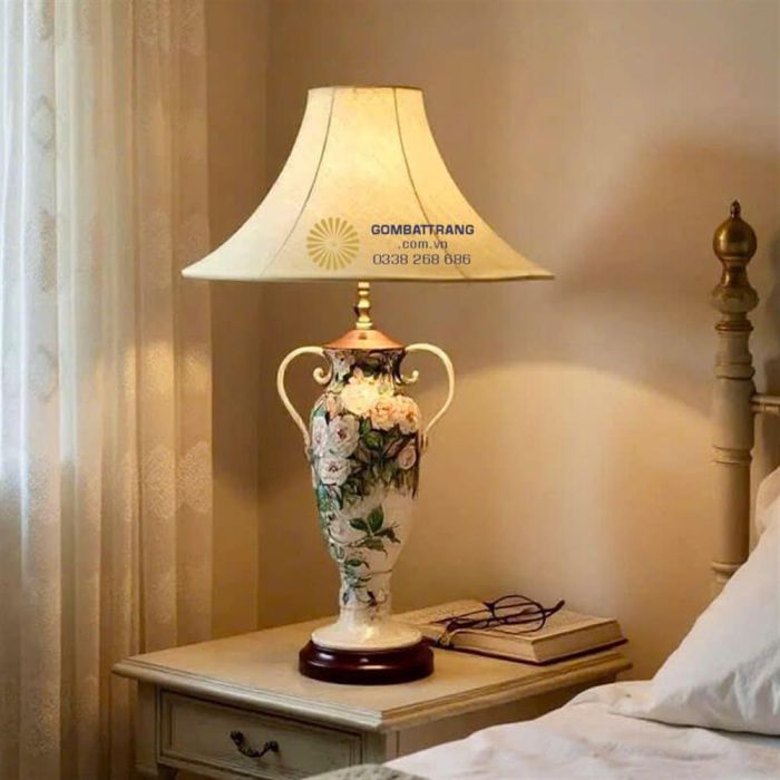 Đèn ngủ gốm – mang cả vườn hoa vào giấc ngủ