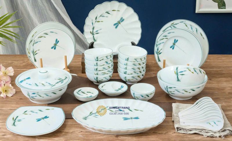 Đĩa trang trí bát tràng – tinh hoa gốm Việt.