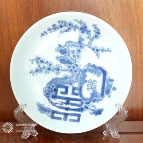 Đĩa trang trí phòng khách Mai Cài Thọ sang trọng