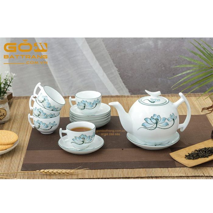 Gốm sứ Bát Tràng ấm chén siêu đẹp