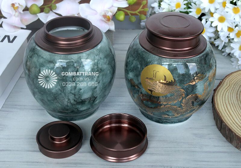 Hộp đựng chè khô gốm sứ Bát Tràng là món quà tặng lý tưởng cho nhiều dịp khác nhau