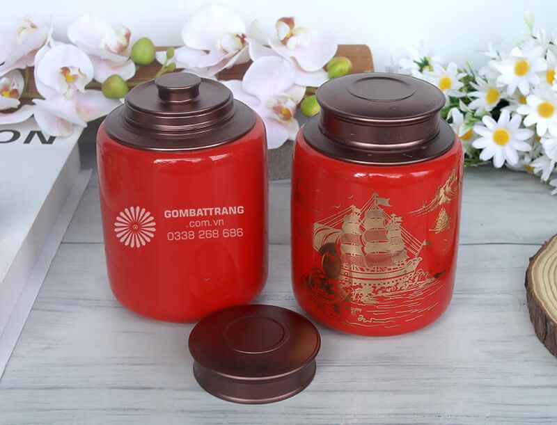 Hộp đựng chè đẹp này giúp trà giữ được độ tươi, hương thơm đặc trưng trong thời gian dài