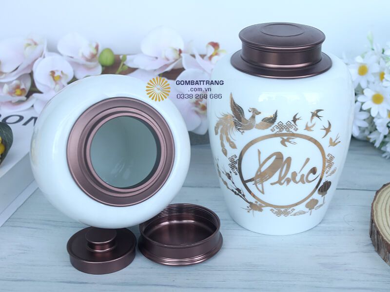 Lọ đựng chè đẹp với thiết kế tinh tế còn có thể dùng làm món quà tặng hoàn hảo cho những dịp quan trọng