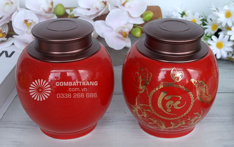 Hộp đựng trà cao cấp hoàn hảo để làm quà biếu, thể hiện sự trân trọng và mong muốn người nhận luôn được tài lộc dồi dào