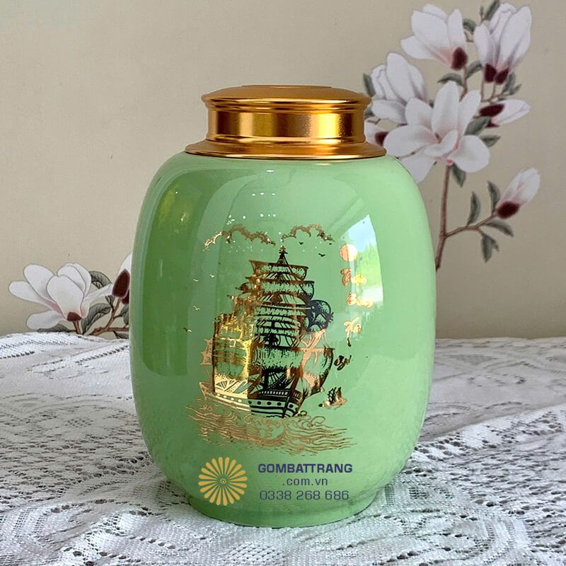 Được chế tác tỉ mỉ từ nghệ thuật gốm sứ truyền thống, hũ sứ đựng trà là một tác phẩm nghệ thuật độc đáo