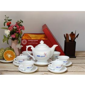 In logo bộ ấm chén quà tặng đẹp sang