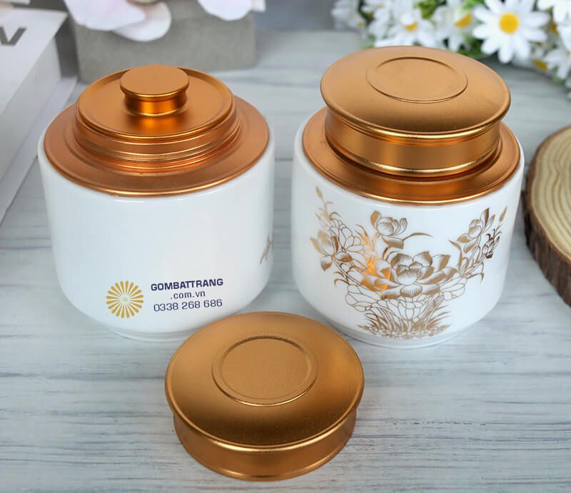 Hộp đựng trà bằng sứ giúp kéo dài tuổi thọ của trà, đảm bảo mỗi lần pha đều mang đến trải nghiệm thưởng thức trọn vẹn nhất