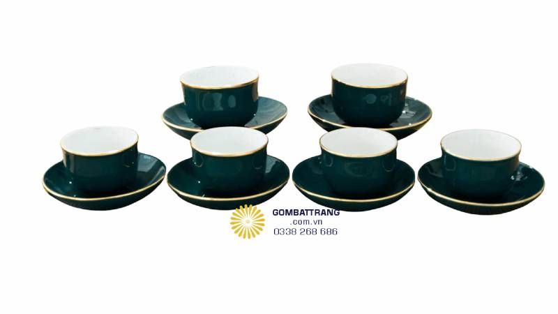  Lòng chén sâu, vừa tay, giúp trà thơm lâu và trải nghiệm thưởng trà trọn vẹn hơn.