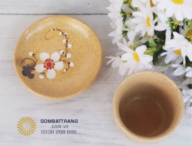 Trọn bộ sản phẩm gốm sứ cao cấp đa dạng, nhiều món 