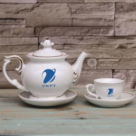 Nơi bán ấm chén trắng in logo công ty rẻ đẹp