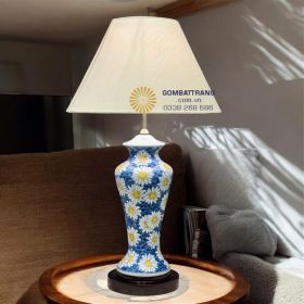 Quà tặng cao cấp - Đèn ngủ gốm sứ vẽ hoa hồng rực rỡ.