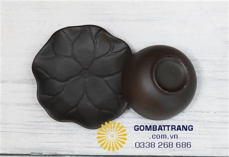 bo-coc-chen-dep-bat-trang-qua-tang-y-nghia 7