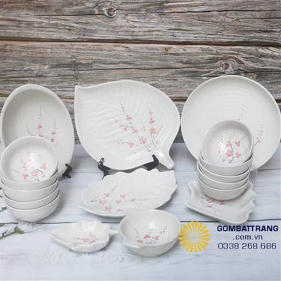 Bộ chén đĩa cao cấp Bát Tràng họa tiết hoa đào tinh tế