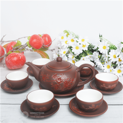 Ấm chén Bát Tràng in logo sang trọng 