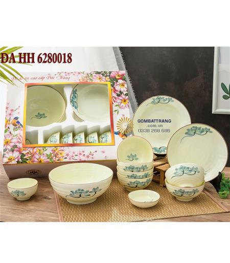 bat-dia-bat-trang-xuat-khau-hoa-tiet-hoa-sen-thanh-tao