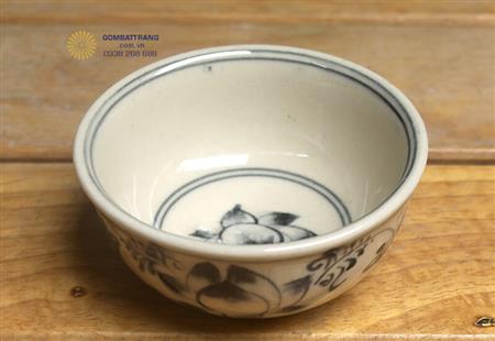 bat-dia-dep-cho-nha-hang-hoa-sen-co-dien-1