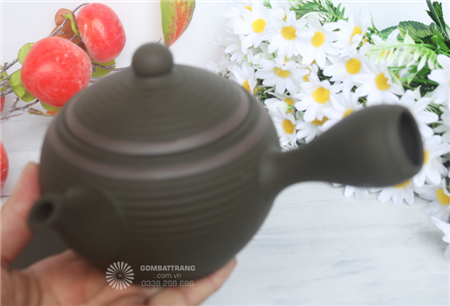 Bo-am-chen-bat-trang-bao-an-phong-thuy 2
