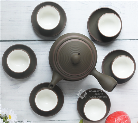 Bo-am-chen-bat-trang-bao-an-phong-thuy 1