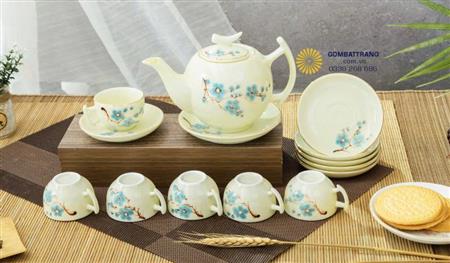 bo-am-chen-dep-sang-trong-buoi-canh-dao-xanh 1