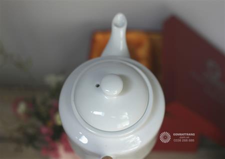 bo-am-chen-in-logo-qua-tang-doanh-nghiep-doc-dao-8