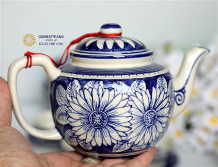 bo-am-chen-sang-trong-ve-hoa-cuc-dep-sang-4