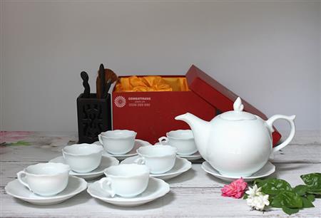 bo-am-chen-tra-lam-qua-tang-in-logo-re-dep-5