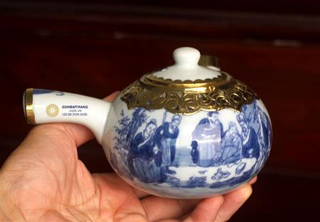 bo-am-chen-truc-lam-that-hien-dep-sang-5