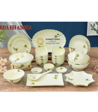 Bộ bát đĩa gốm sứ bát tràng- Món quà tân gia ý nghĩa 