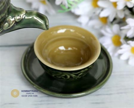 bo-chen-uong-tra-dep-hoa-sen-gia-tot-4