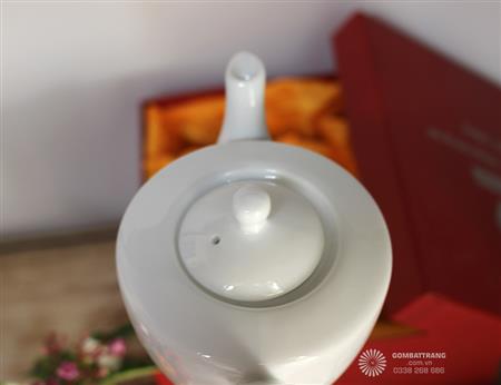bo-qua-tang-doanh-nghiep-in-logo-len-am-chen-7