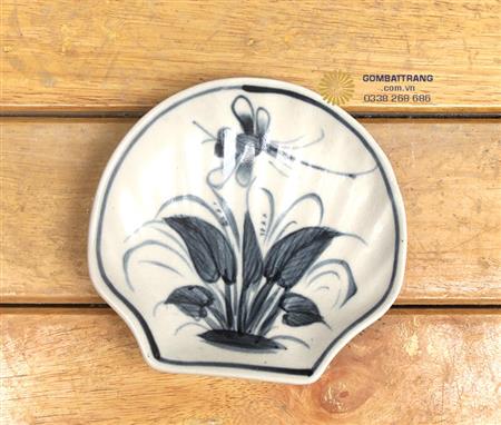 chen-dia-co-bat-trang-ve-hoa-dep-2